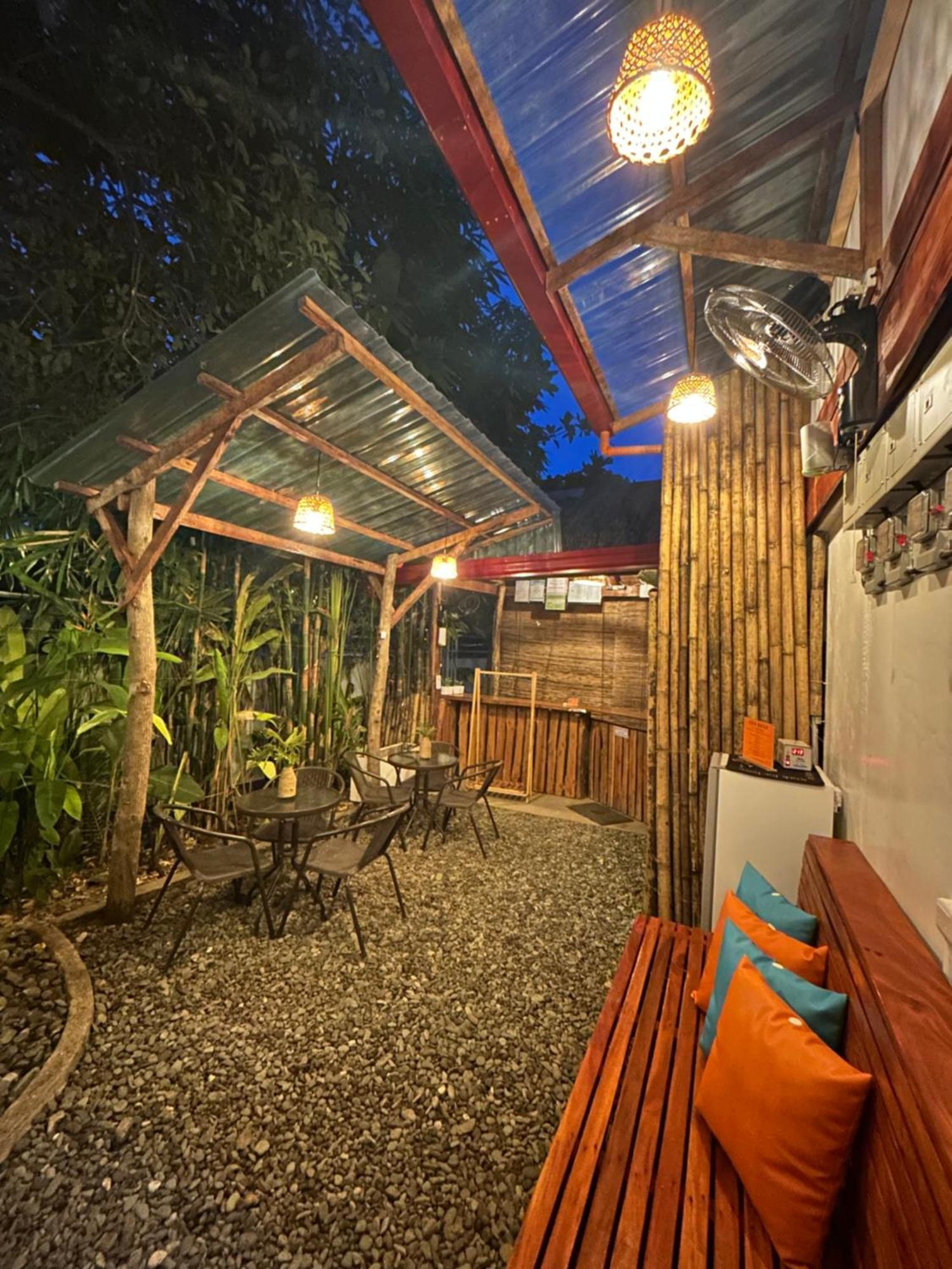 Wayans Siargao Homestay ゼネラル・ルナ エクステリア 写真